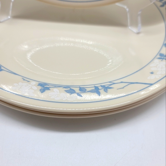 Corelle First of Spring 10.25” 4-Dinner Plates - Picture 3 of 7